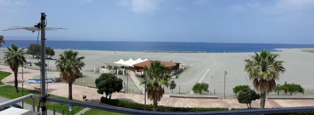 Mare Blu Apartman Gizzeria Kültér fotó